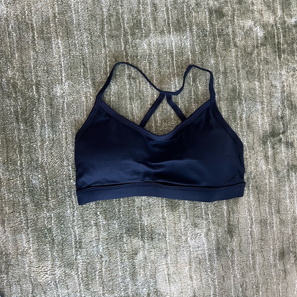 New, never worn sports bra